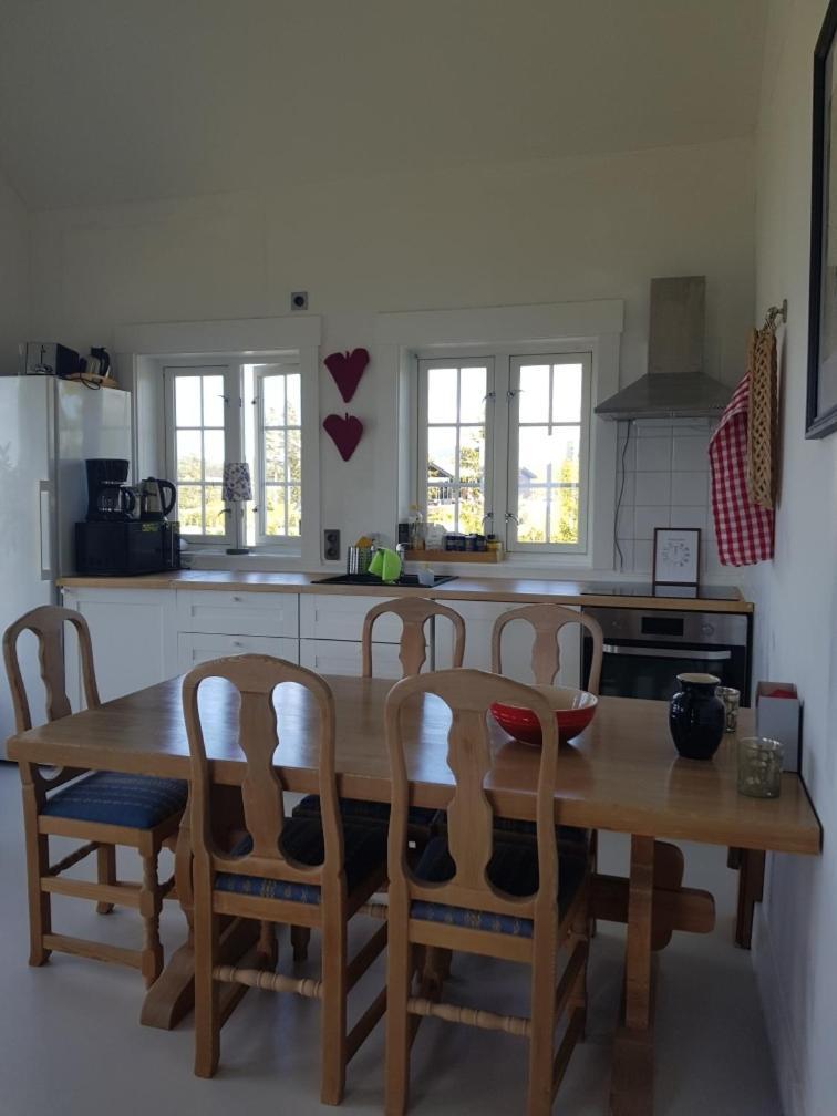 Annex Fjara Greater Oslos View Sleeps 10 Guests In 3 Bedrooms *